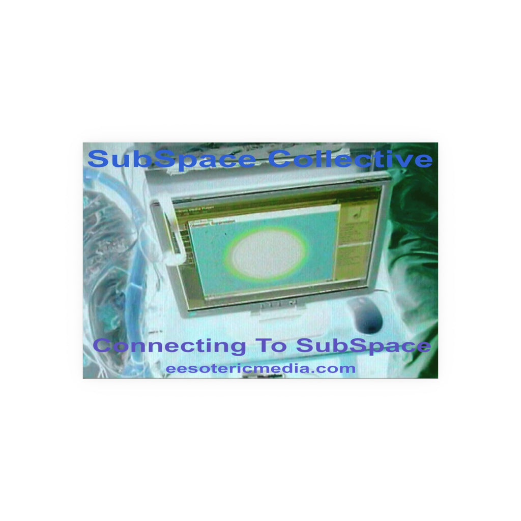 《Connecting To SubSpace》 (SubSpace Collective) 复古科技风艺术画，90 × 60 厘米
