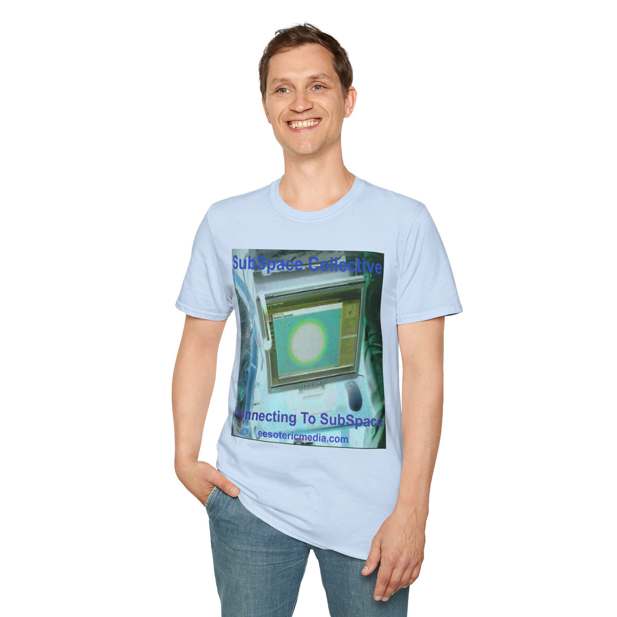„Connecting To SubSpace" (SubSpace Collective) Softstyle Retro-Sci-Fi-T-Shirt