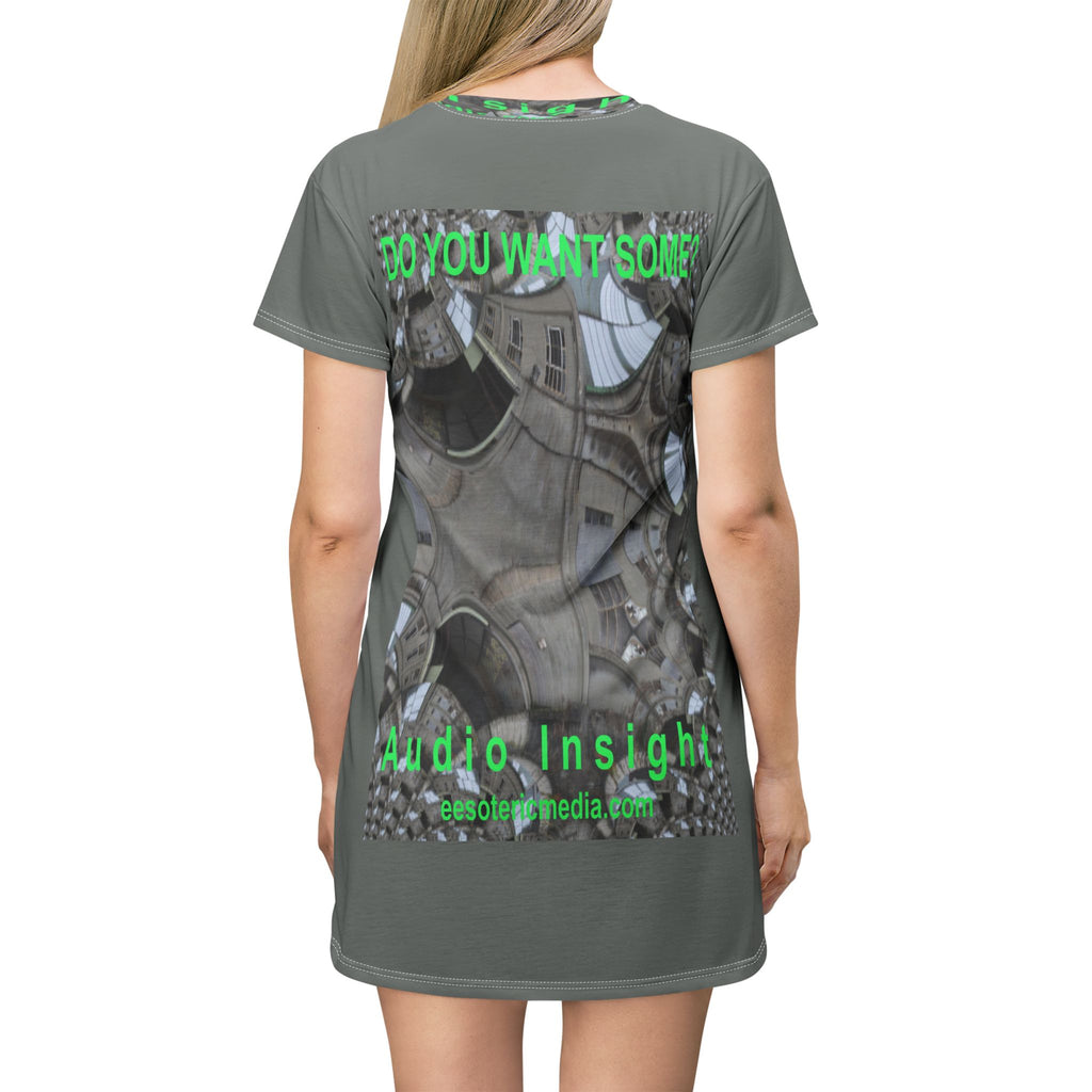„Do You Want Some?" (Audio Insight) Surreales Kaleidoskop-Kunst-Grafik-T-Shirt-Kleid