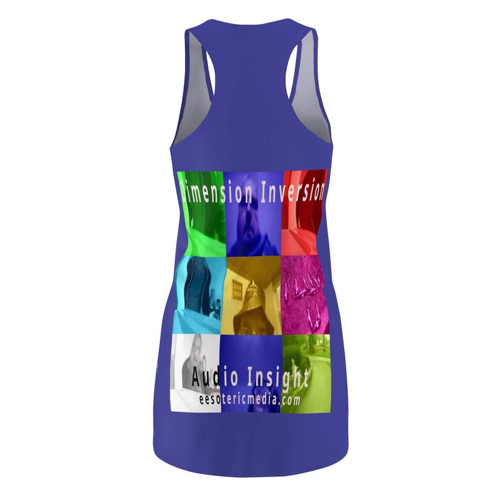 'Dimension Inversion' (Audio Insight) Vestido Deportivo Gráfico de Collage Surrealista Colorido