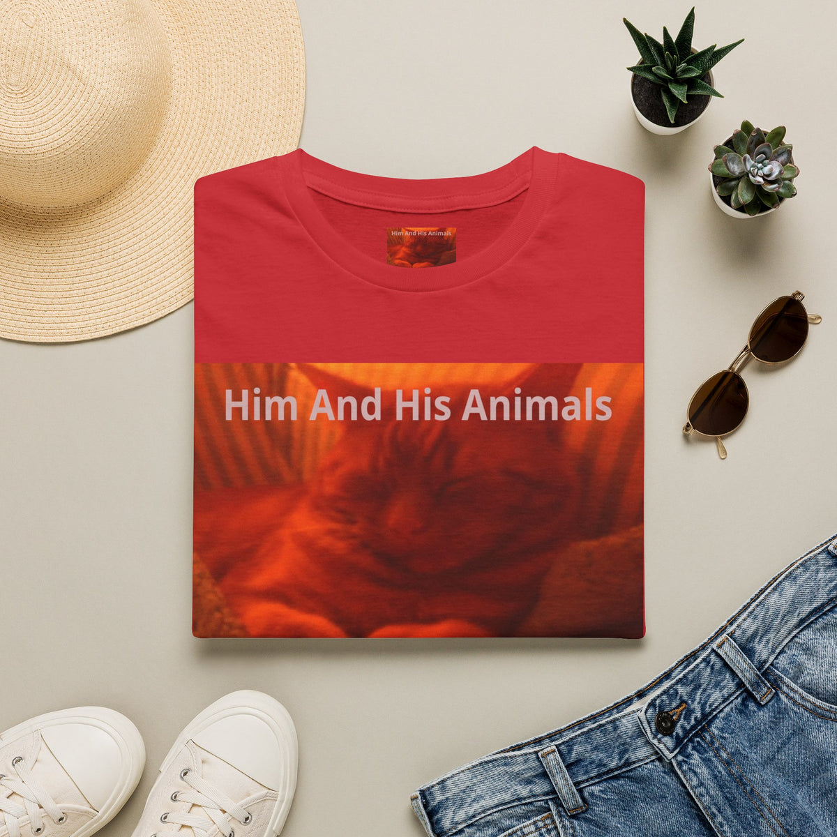 'Him And His Animals' (The Deliverance Boys) シュールな猫グラフィック ソフトスタイル Tシャツ