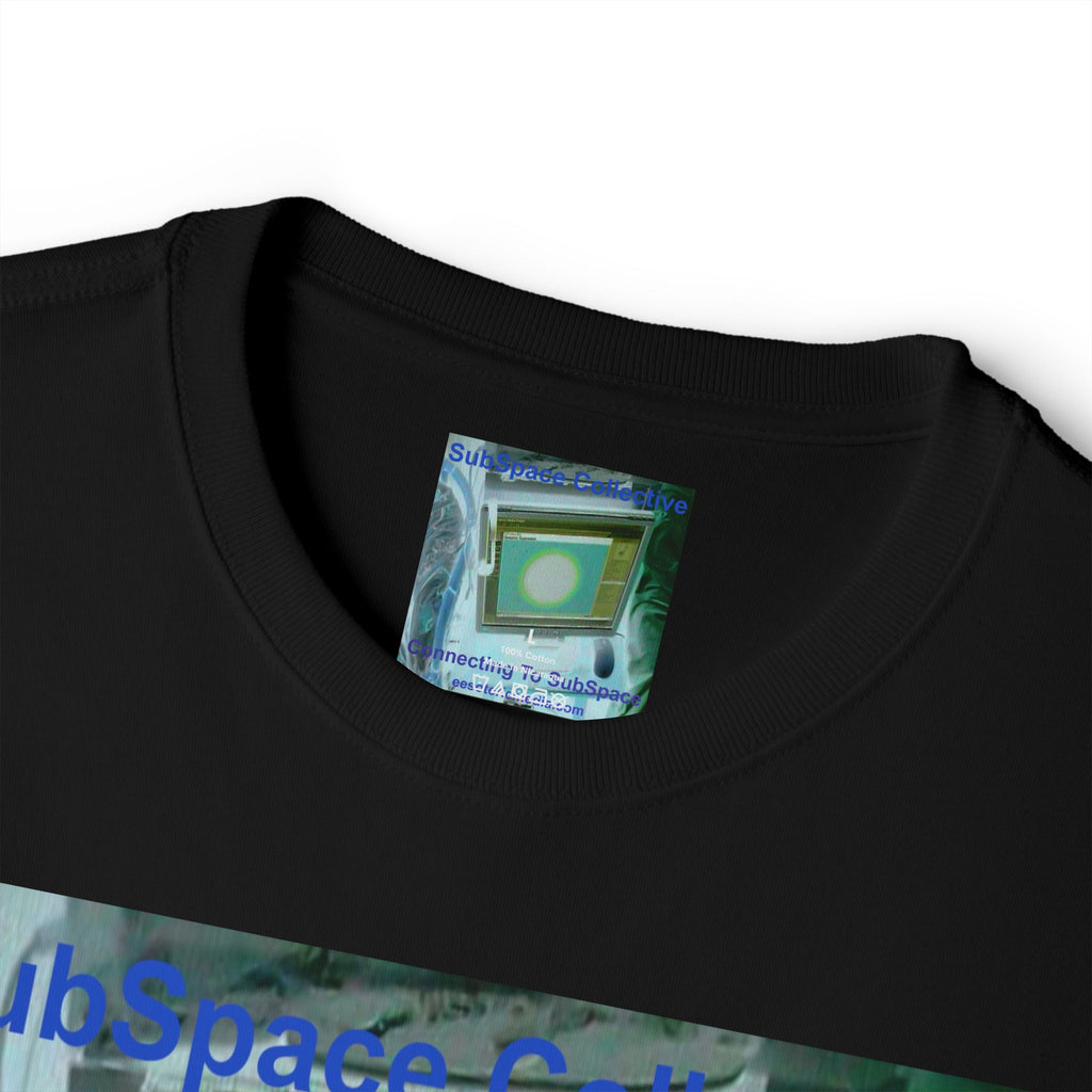 'Connecting To SubSpace' (SubSpace Collective) Retro TV Sci Fi Oversize Boxy T-Shirt