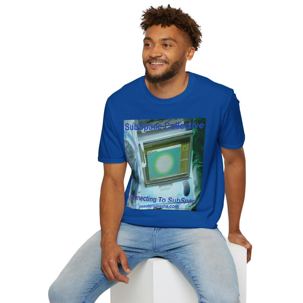 T-shirt rétro science-fiction style « softstyle » « Connecting To SubSpace » (SubSpace Collective)